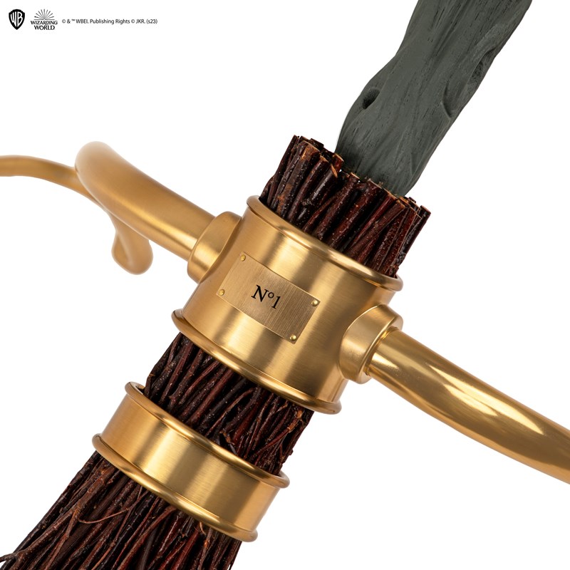 Réplique 1:1 balai Éclair de Feu 2022 - Édition Limitée