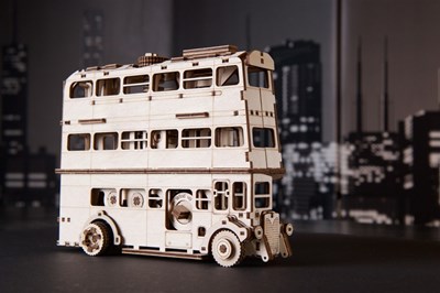 magicobus assemblage puzzle bois ugears harry potter