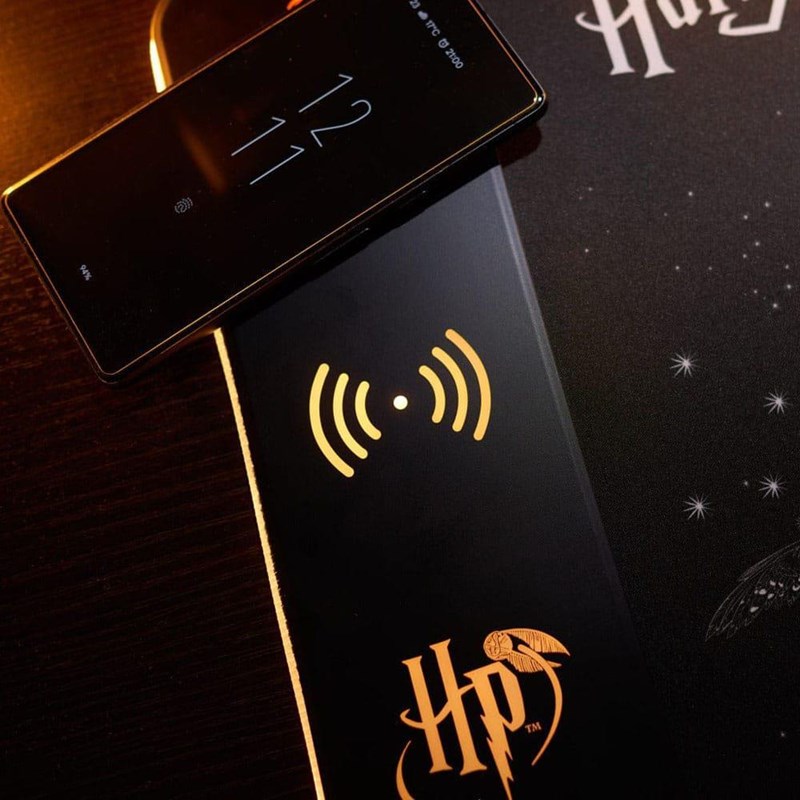 Tapis de souris lumineux avec chargeur mobile - Harry Potter